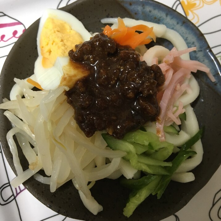 ジャージャー麺の素を使って☆ジャージャー麺うどん☆